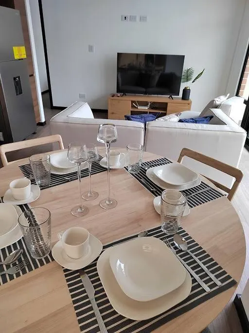 Hermoso Apartamento Nuevo En Zona 10! Guatemala City 0*,