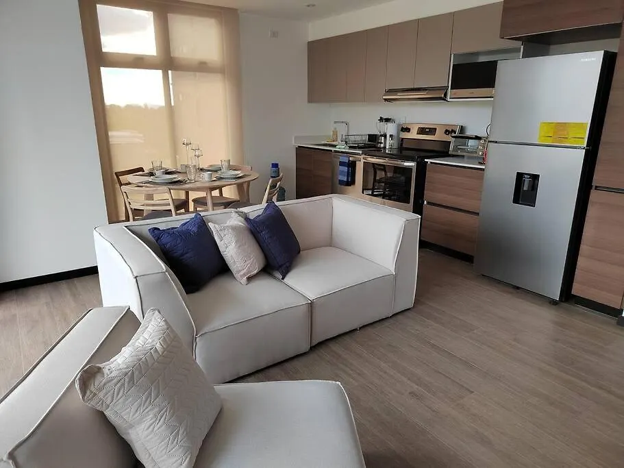 Hermoso Apartamento Nuevo En Zona 10! Guatemala City 0*,