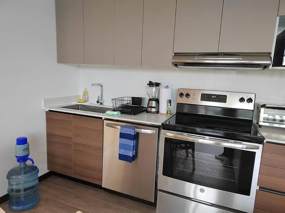 Hermoso Apartamento Nuevo En Zona 10! Guatemala City Apartment